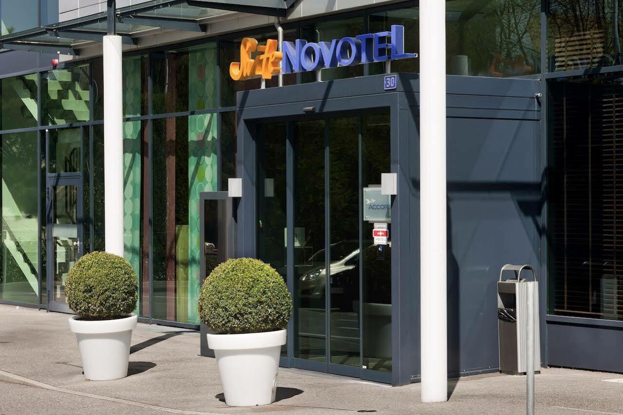 Novotel Suites Geneve Aeroport Buitenkant foto